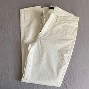 LIKE NEW Ann Taylor White Jeans